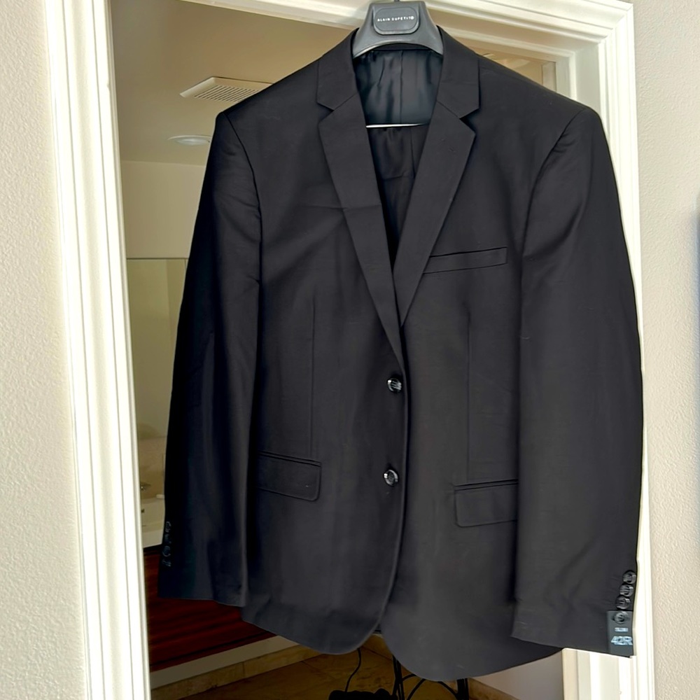 Black Single Breasted 42R suit